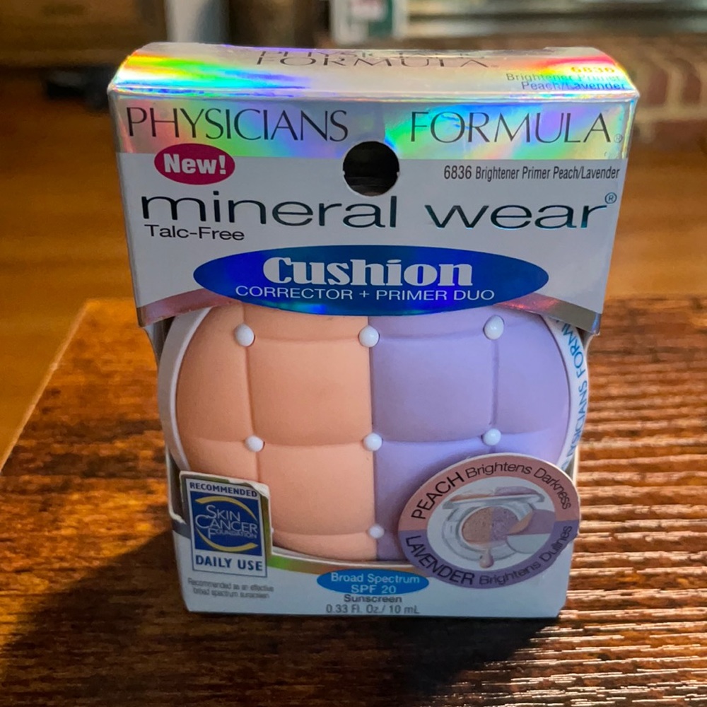 Mineral Wear Cushion Brightener/Corrector/Primer
